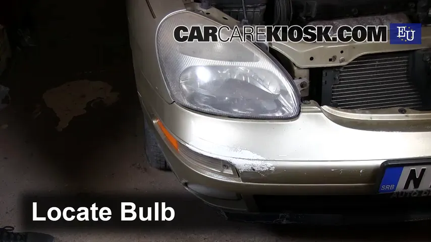 2000 Daewoo Nubira SE 2.0L 4 Cyl. Lights Fog Light (replace bulb)